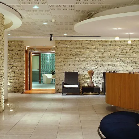 ソフィテル レ ミラマー タラッサ ホテル 5*