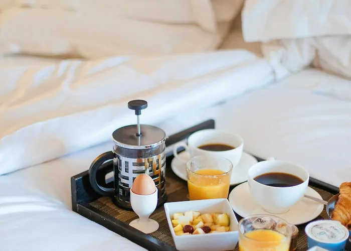 Отель Sofitel Le Miramar Thalassa